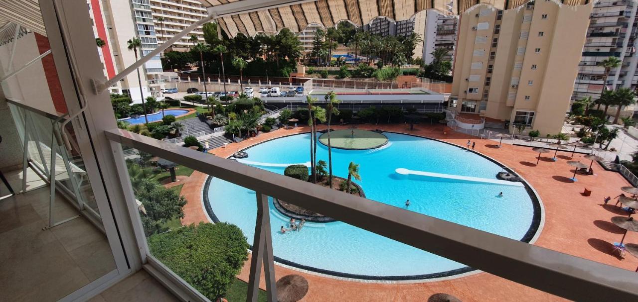 Ideal familias en urbanización de lujo a 600m de la playa Levante con Wifi, AC y Parking Benidorm Exterior foto